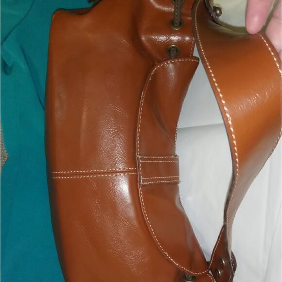 Small tan purse with brown leather tassels - Picture 5 of 7